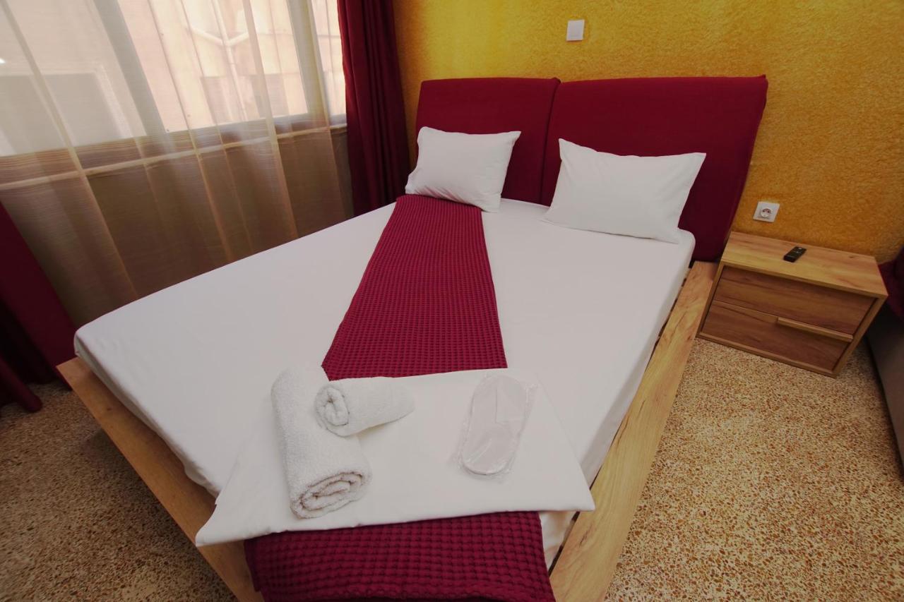 Day In Athens Aparthotel ภายนอก รูปภาพ