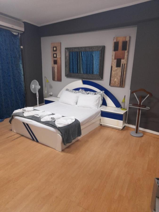Day In Athens Aparthotel ภายนอก รูปภาพ